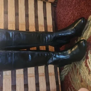 Born Knee Boots