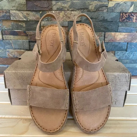 BORN • Madira Sandal in Taupe Suede - New In Box! Size 9 / 40.5