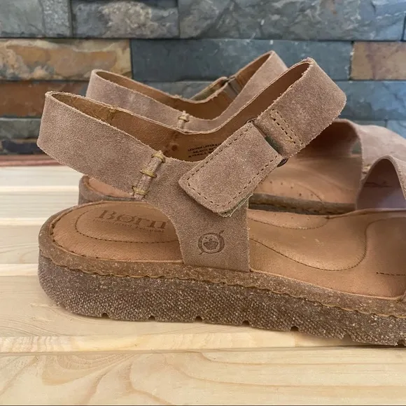 BORN • Madira Sandal in Taupe Suede - New In Box! Size 9 / 40.5