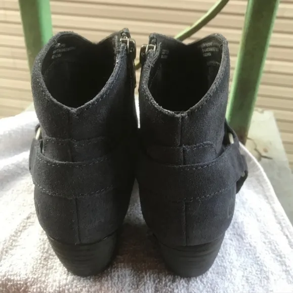 Born Navy Blue Heeled Ankle Boots Booties Women's 8 M Zip Up Side Almond Toe EUC