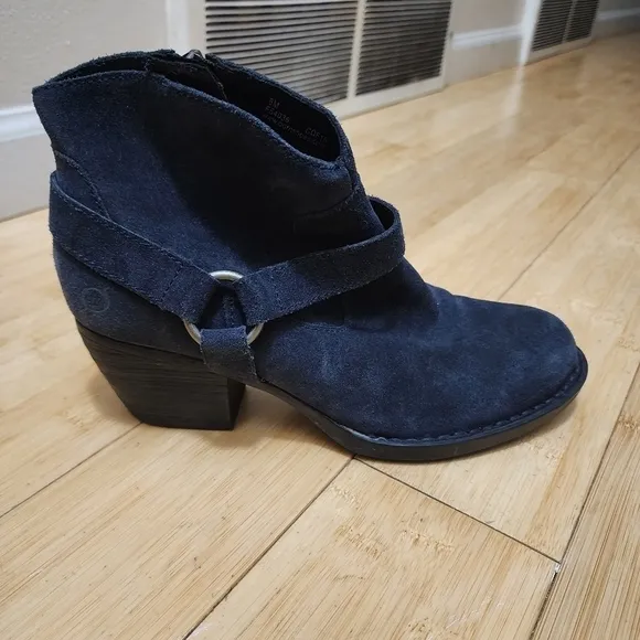 Born Navy Blue Heeled Ankle Boots Booties Women's 8 M Zip Up Side Almond Toe EUC