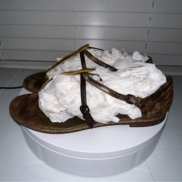Bottega Veneta Leather Reptile Sandals Size 10 (40) Very unique looking.