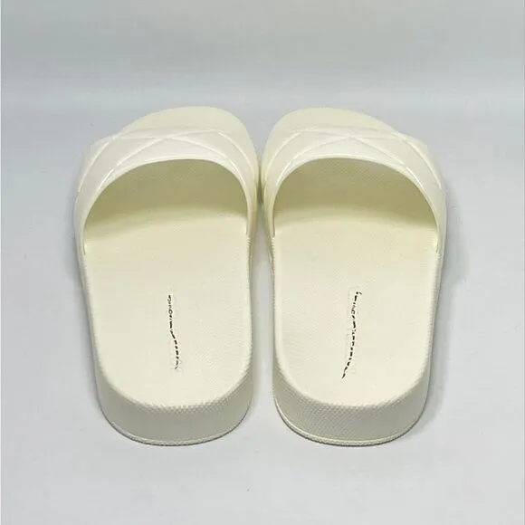 Bottega Veneta Quilted Rubber Pool Slides size 41