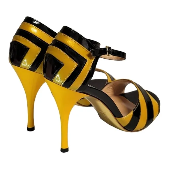 Brand New COMME IL FAUT Buenos Aires Patent Leather Sandals SZ 36