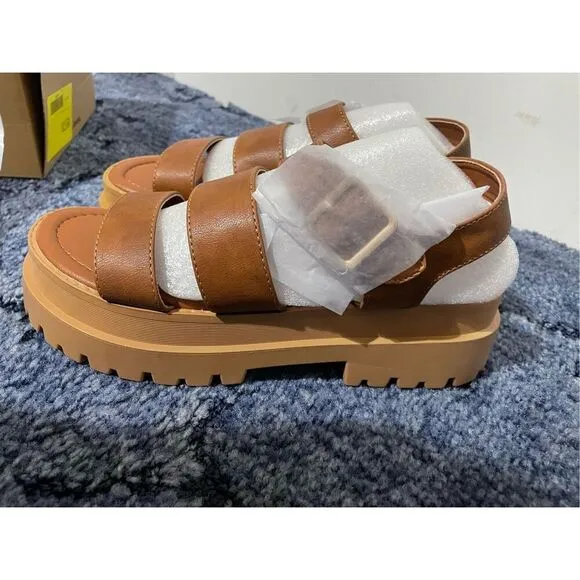 Brand New with Box Dirty Laundry Women's Baddie Chunky Sandals Size 11