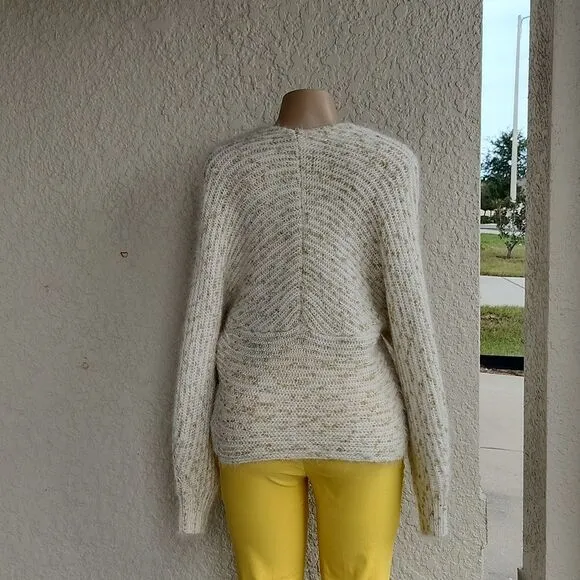 BRAND NEW CHICWISH V-NECK CRISSCROSSING RIBBED KNIT CROP SWEATER IN SHIMMER