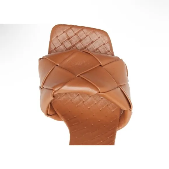 BrandNew Vince Camuto Nappa Leather Brelanie Braided Strap Sandal Brown 36