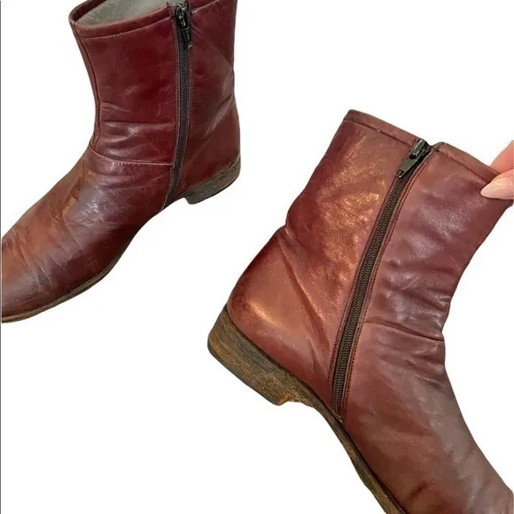 Bruno Magli Red Brown Leather Zip Ankle‎ Boots