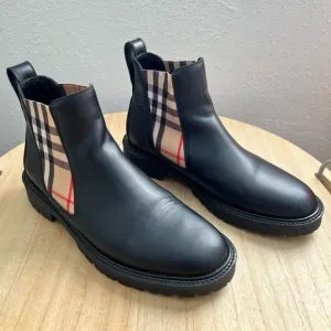 BURBERRY Check Panel Leather Chelsea Boots