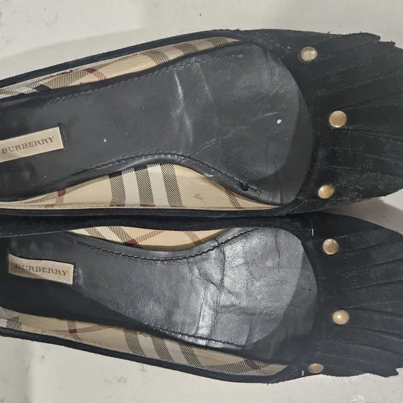 Burberry Suede Flats size 37