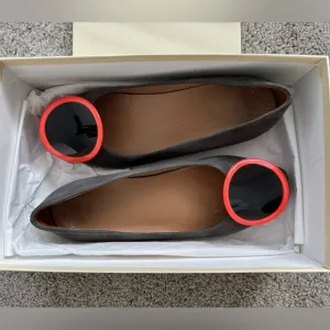Butter Italy Gray Suede Flats IOB Women’s Size 8.5
