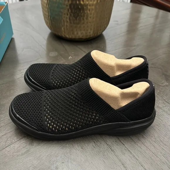 BZees Breathable Slip-On Loafers - Charlie (WIDE)