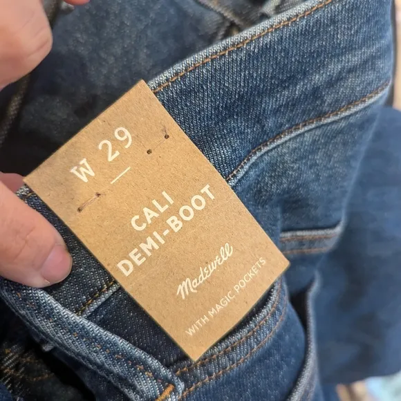Cali Demi-Boot Jeans in Smithley Wash