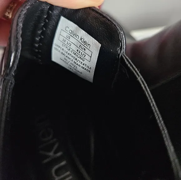 Calvin Klein Men's Juno Chelsea Black Leather Boots 10.5 Like New