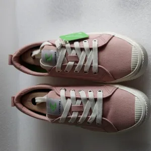 Cariuma Mens Size 6 OCA Low Canvas Sneakers Rose