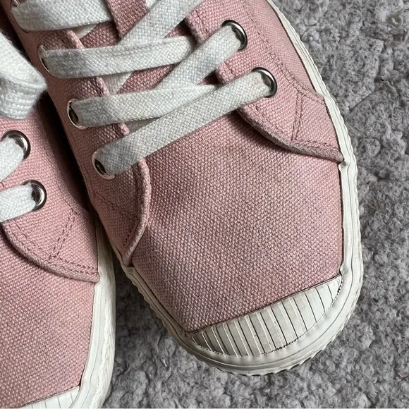 Cariuma Rio Brazil Unisex Rose Canvas OCA LOW Lace Up Platform Sneakers Size 8