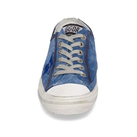 Carrera Lace-Up Sports Shoe with Contrasting Details and Logo Print Men Gray