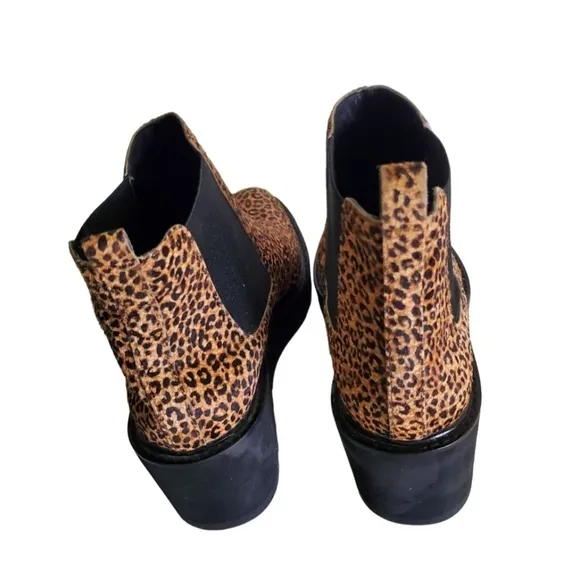 Cecelia New York Gemma Chelsea Boots Leopard Wedge Heel Mobwife Size 8