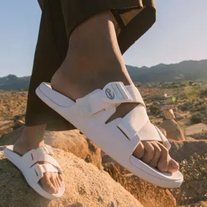 Chaco chillos white comfortable adjustable strap sandals women Size 8W