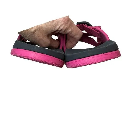 Chaco Womens Chillos Slide Sandal- Magenta Pink Size 8