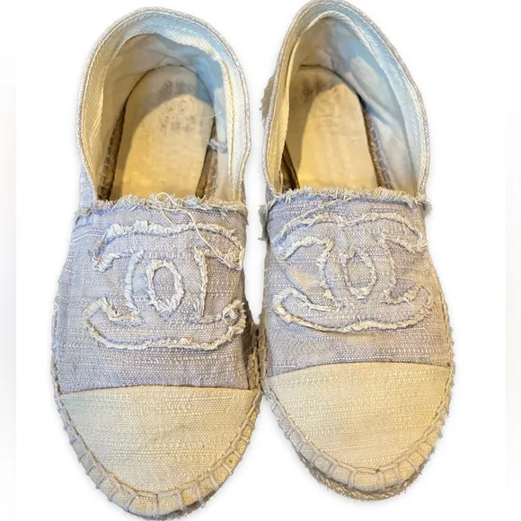 Chanel Canvas Loafers Espadrilles in Light Lavender and Cream