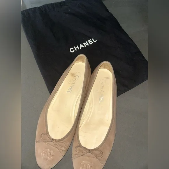 Chanel Women's Brown Suede Flats