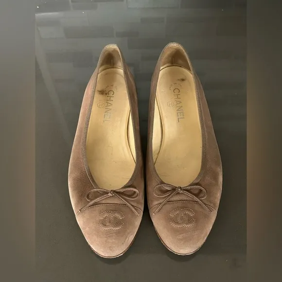 Chanel Women's Brown Suede Flats