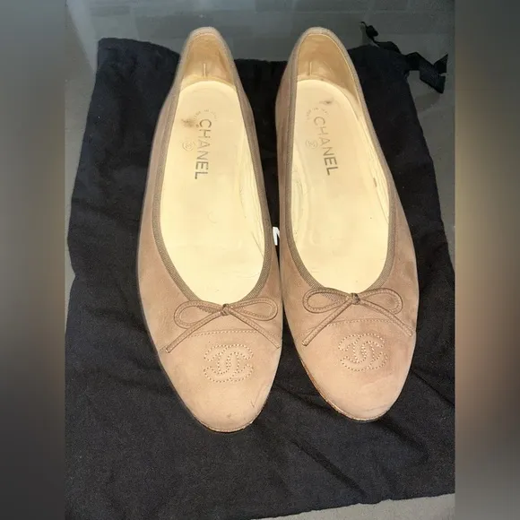 Chanel Women's Brown Suede Flats