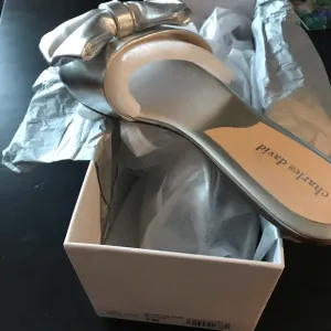 Charles David Sandals !!!Firm