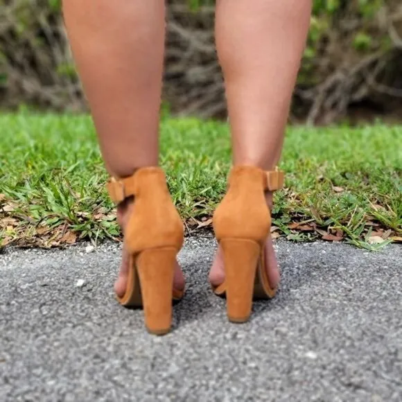 Chestnut Chunky Block Heels Open Toe Casual Sandals