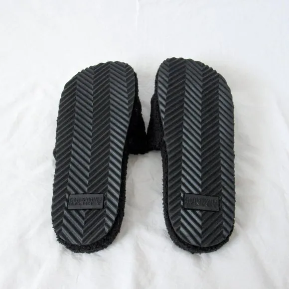 CHINATOWN MARKET 'Smiley' Black Sherpa Slides Shearling Black Slide Sandals SZ L