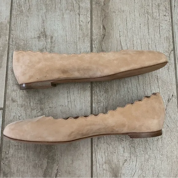 Chloe Lauren Scallop-Edge Suede Flats In Tan Size 35