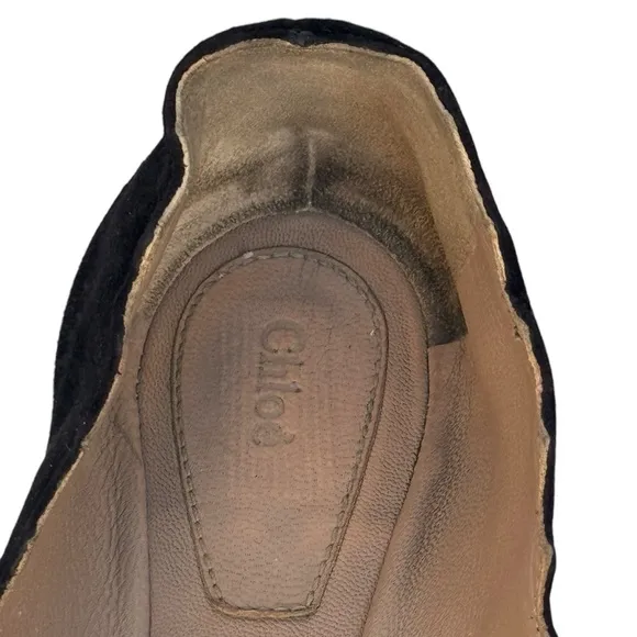 Chloe Lauren scalloped suede ballet flats woman’s SZ. 6