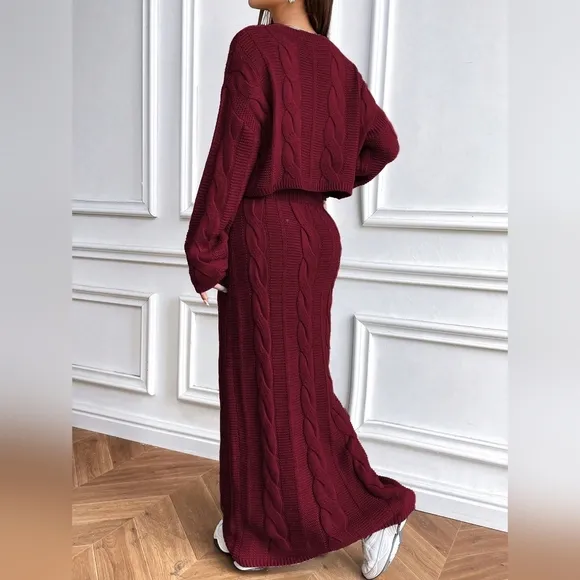 Chunky Cable Knit Crew Neck Oversized Short Sweater   Maxi A-Line Skirt Set
