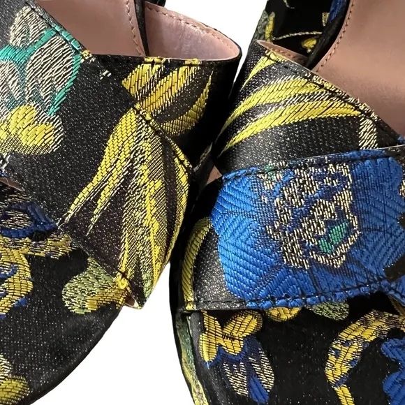 Circus by Sam‎ Edelman. Maria Chunky Heeled Sandals.