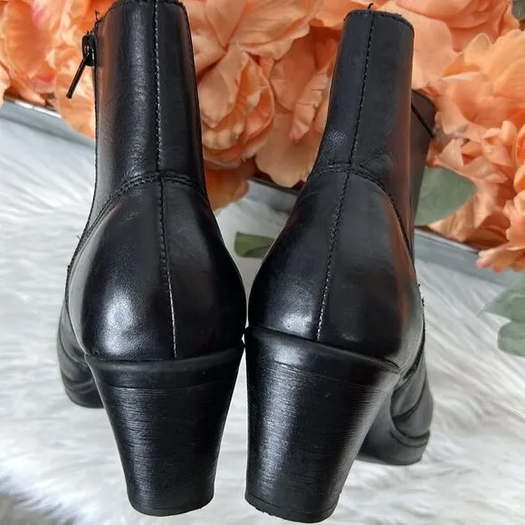 CLARKS 83576 Black Leather Casual Boots Size 9.5
