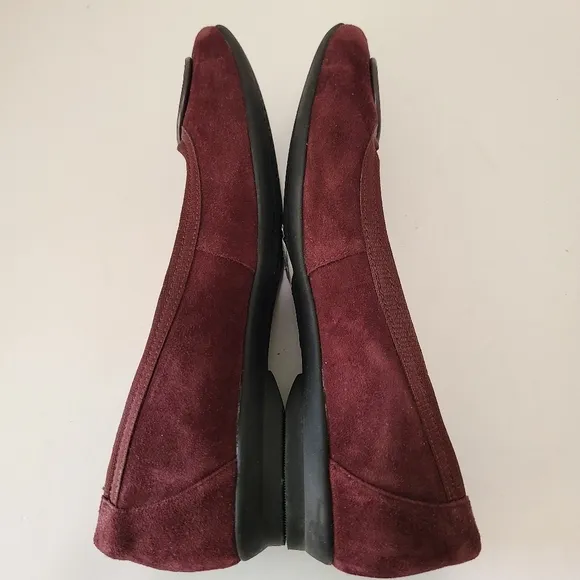 Clarks‎ Artisan Ballet Flats Burgundy Suede Size 7