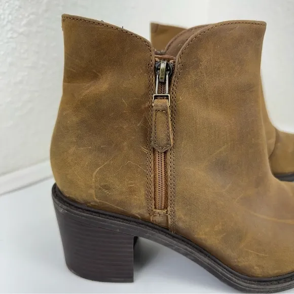 Clarks Collection Women's Ankle Boots 10 M Brown Leather Side Zip Heels