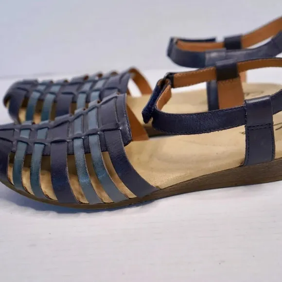 Clarks Multicolored Navy Leather Jaina Canary Huarache Sandals 10