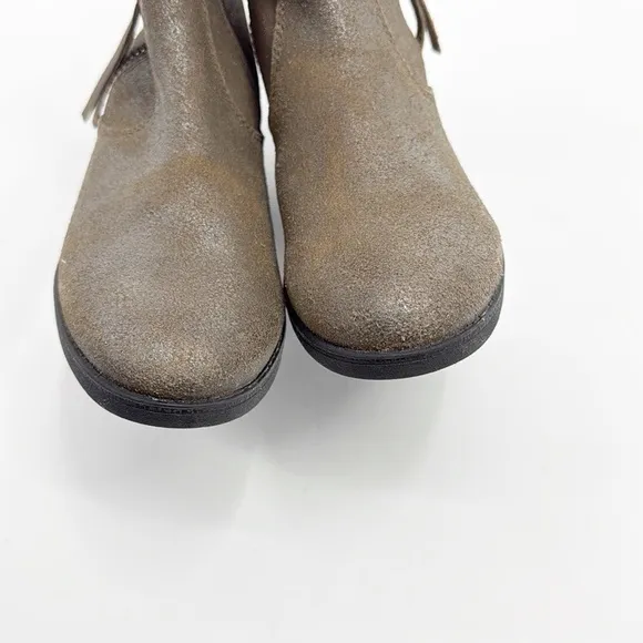 Clarks Nevella Devon Metallic Suede Boots Dark Taupe Size 8 NWOT size Zipper
