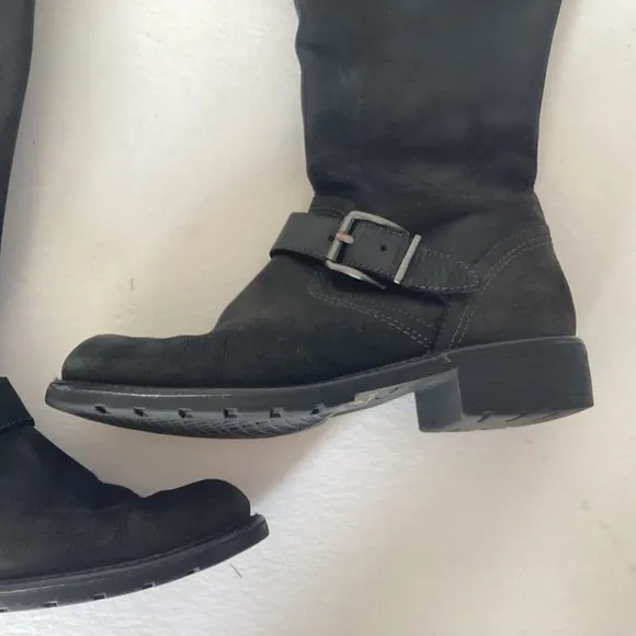Clarks side zip low block heel leather moto style black boots with buckles 7 Med