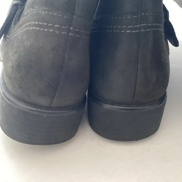 Clarks side zip low block heel leather moto style black boots with buckles 7 Med
