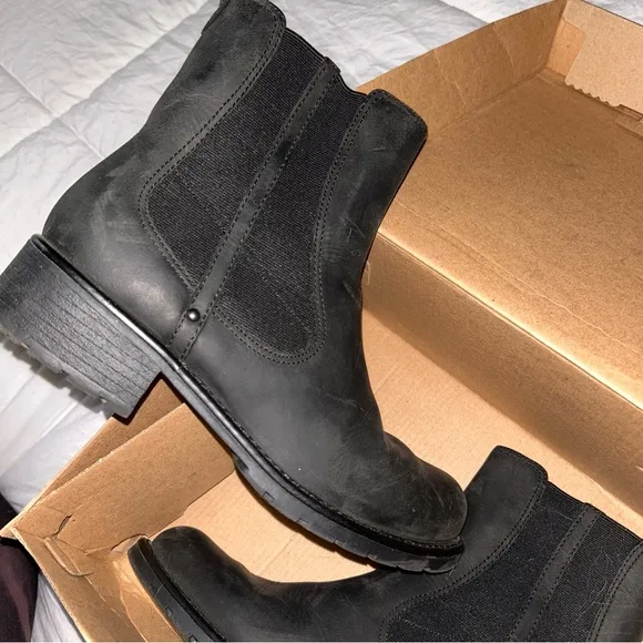 Clarks Tilden Zip II Boots
