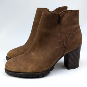 Clarks Verona Trish Distressed Leather Ankle Boot Block Heel Side Zip Notched 7