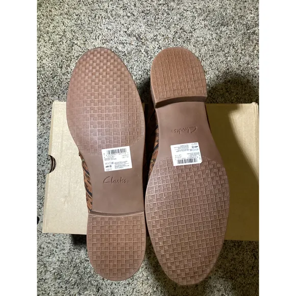 Clarks Women's Leopard Print Slip-On Shoes Multicolor Casual Flats