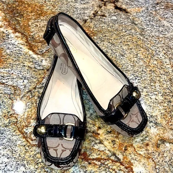 Coach &quot;Helen&quot; loafers, size 7.5 monogram Coach logo C