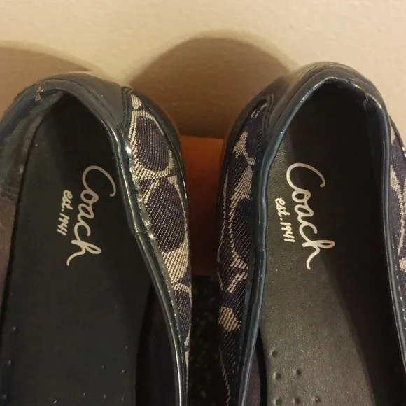 Coach Cecile Denim blue and gray canvas patent leather loafers size 6.5