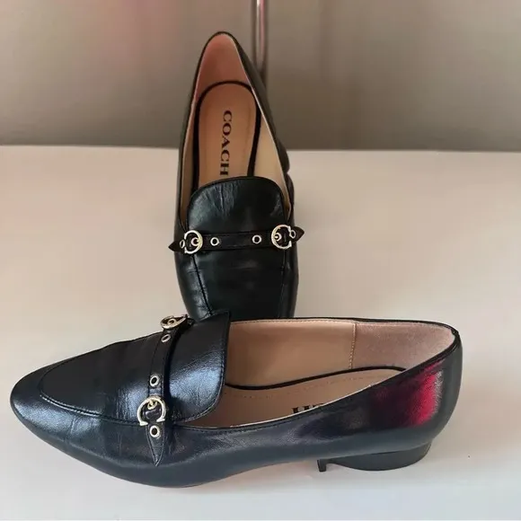 Coach Isabel Loafers in Black Leather Size 5B