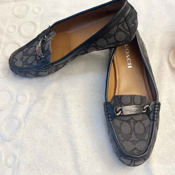 COACH Signature Black Moccasin Loafers Monogram women size 8.5-9