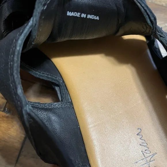 Cole Haan Mens Black Leather Fisherman Sandals Size 9.5
